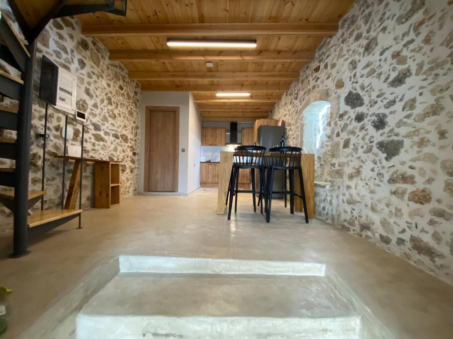 Stavlos Traditional Suite Atsipopoulo Exteriör bild