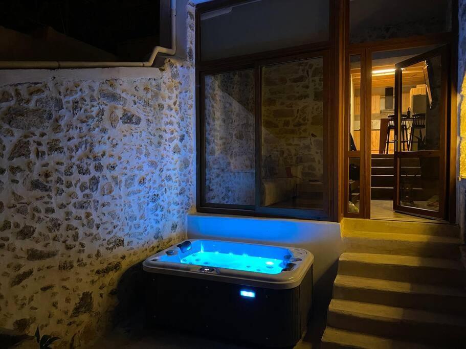 Stavlos Traditional Suite Atsipopoulo Exteriör bild